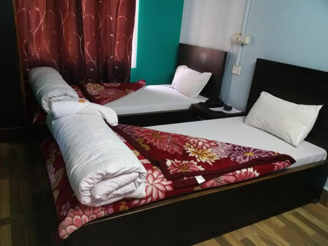 Vamoose Buddha Hotel Тауанг Екстериор снимка